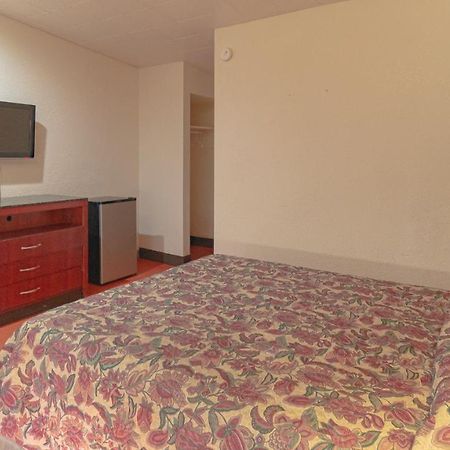 Red Horse Motel Dayton Moraine Bagian luar foto