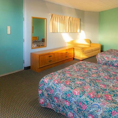 Red Horse Motel Dayton Moraine Bagian luar foto
